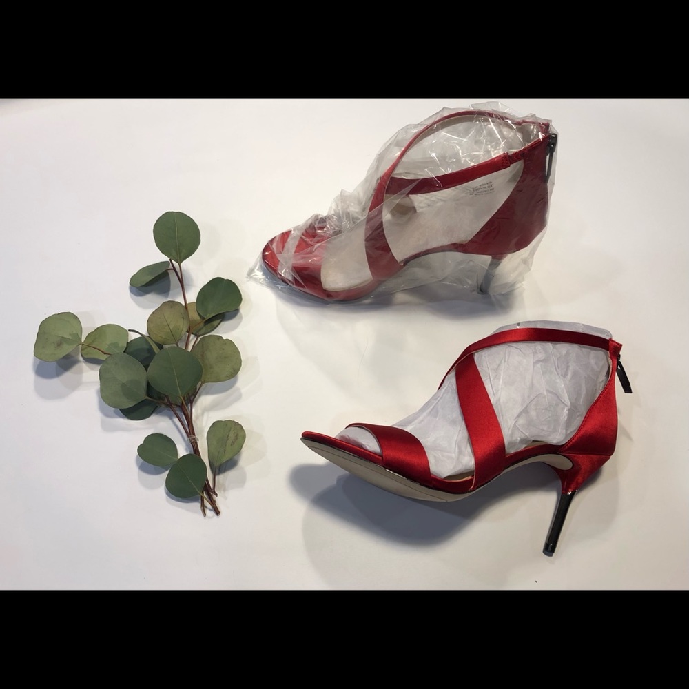 Vince Camuto heels 👠 ✨